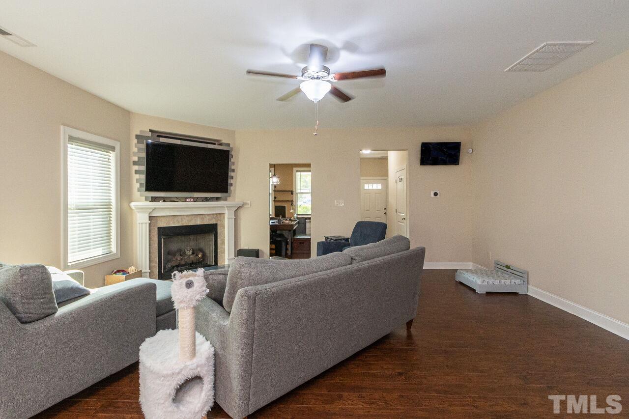 236 Saylor Ridge Lane Willow Spring, NC 27592 - Photo 7 of 34 Gallery Image 7