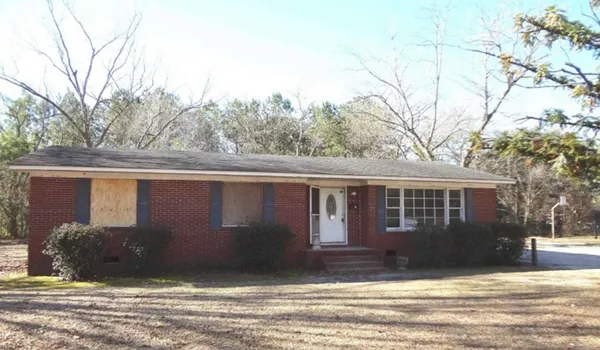 $84,777 | 12 East Sassafras Street, Andrews, SC 29510