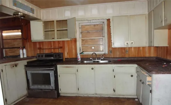 $84,777 | 12 East Sassafras Street, Andrews, SC 29510