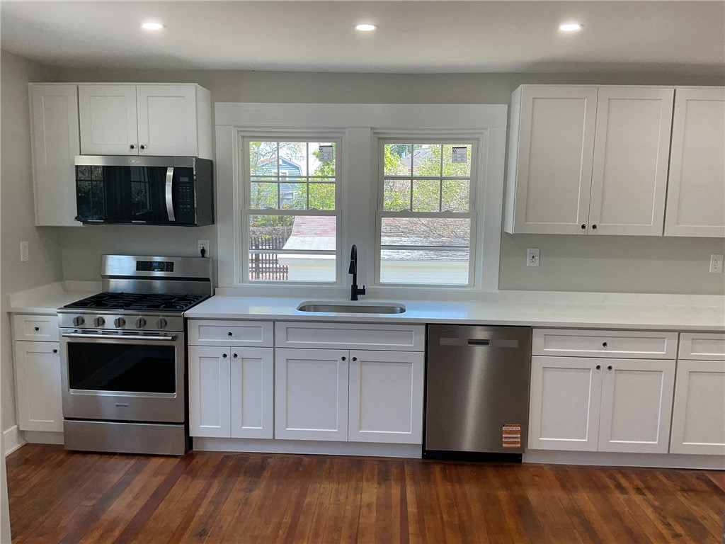 4196 Post Road Warwick, RI 02818 - Photo 10 of 39