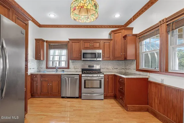 $305,000 | 8 Byard Street, Johnstown, NY 12095