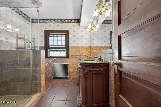 $305,000 | 8 Byard Street, Johnstown, NY 12095