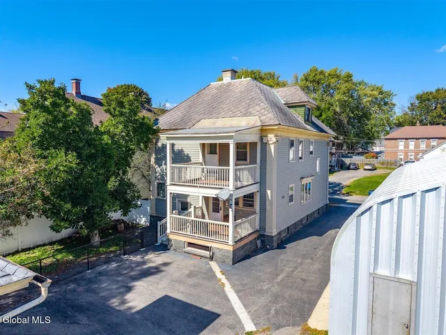 $305,000 | 8 Byard Street, Johnstown, NY 12095