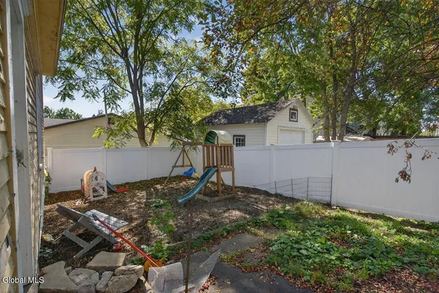 $305,000 | 8 Byard Street, Johnstown, NY 12095