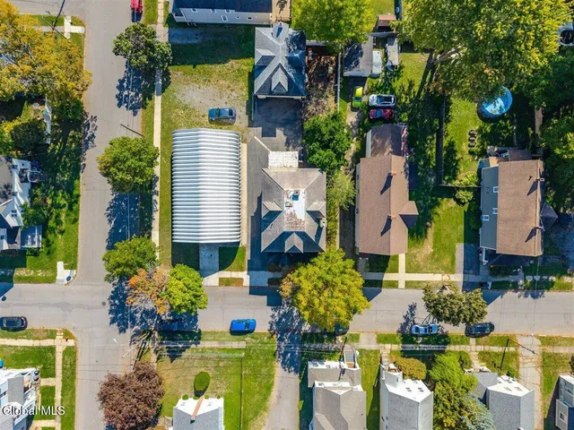 $305,000 | 8 Byard Street, Johnstown, NY 12095