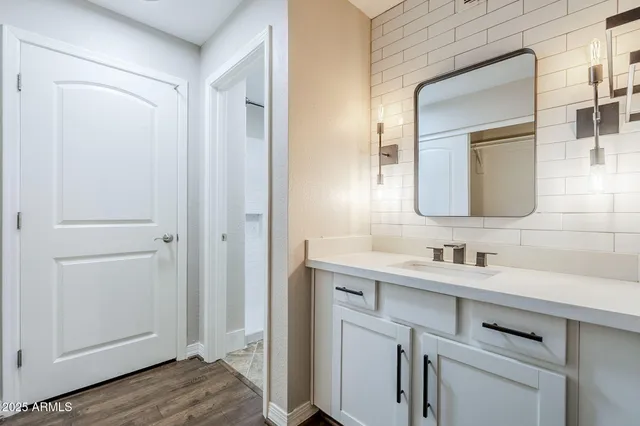 $280,000 | 2025 East Campbell Avenue, Unit 143, Phoenix, AZ 85016