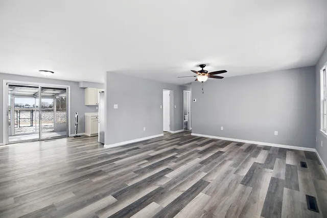 $239,900 | 85 North 2750W Road, Kankakee, IL 60901