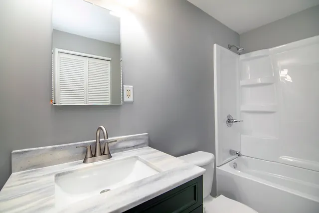 $239,900 | 85 North 2750W Road, Kankakee, IL 60901