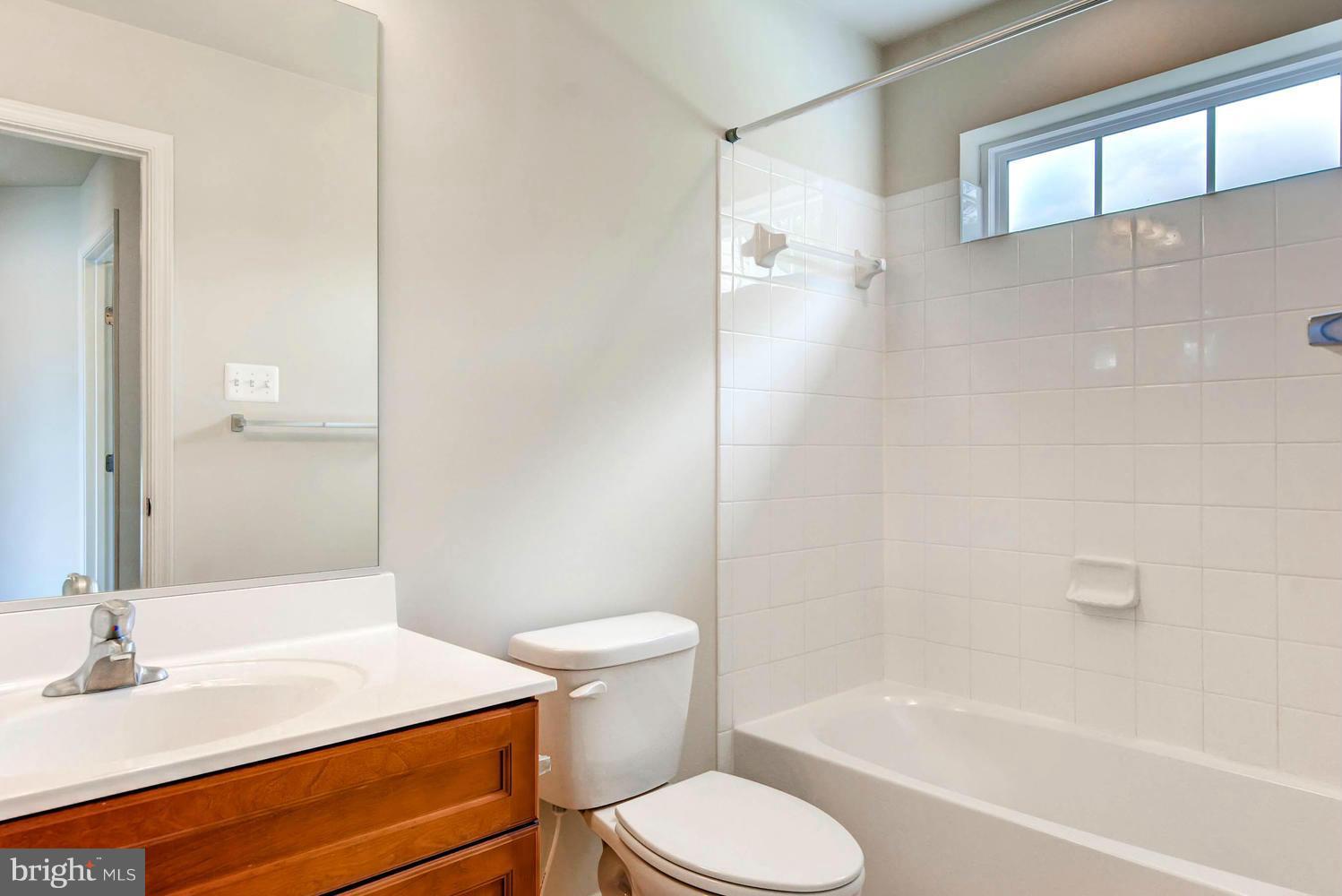 3012 Bender Ridge Court Baltimore, MD 21234 - Photo 21 of 30 Upstairs Full Bath