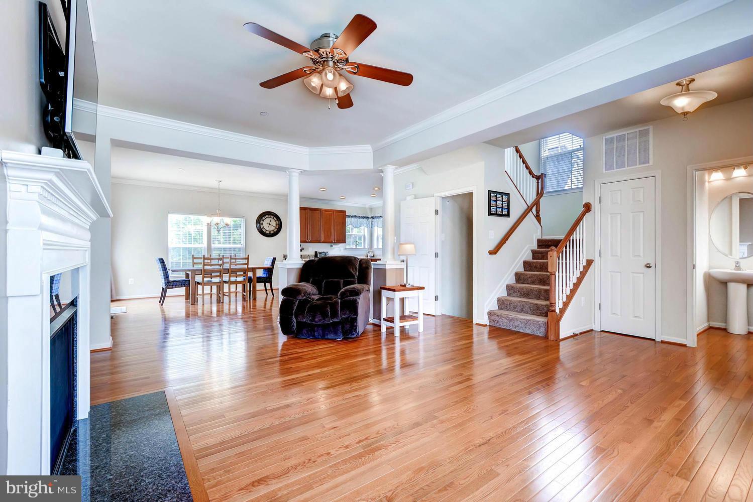 3012 Bender Ridge Court Baltimore, MD 21234 - Photo 4 of 30 Living Room