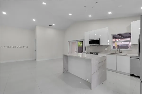$4,800 | 803 Northwest 133rd Court, Unit 803, Miami, FL 33182