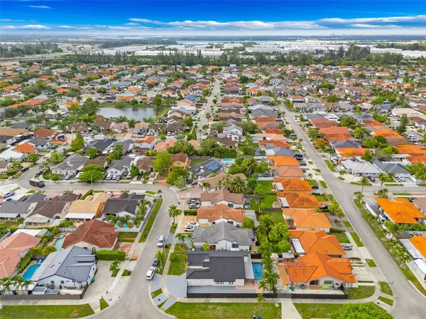 $4,800 | 803 Northwest 133rd Court, Unit 803, Miami, FL 33182