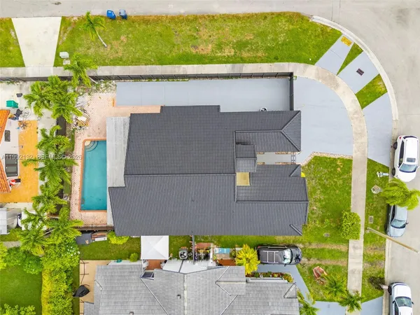 $4,800 | 803 Northwest 133rd Court, Unit 803, Miami, FL 33182