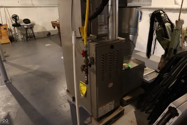 $170,000 | 304 North Oak Street, Crawfordsville, IN 47933