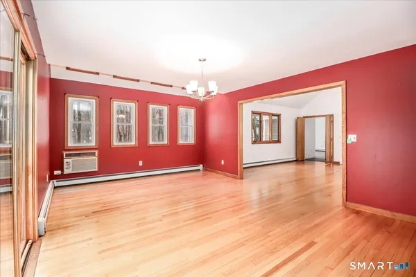 $629,900 | 8 Pebble Lane, New Milford, CT 06776