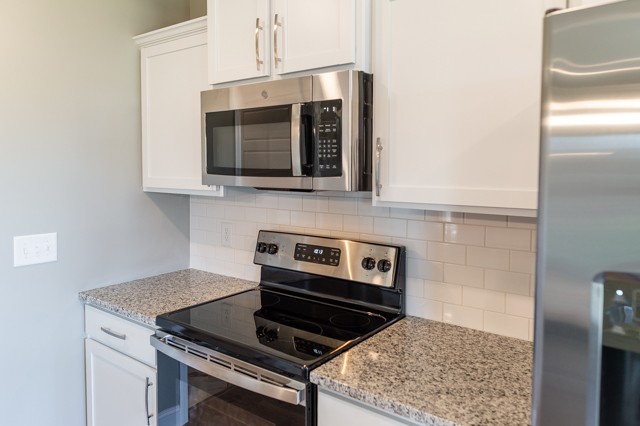 181 Cherry Road Clarksville, TN 37042 - Photo 8 of 12 Gallery Image 8