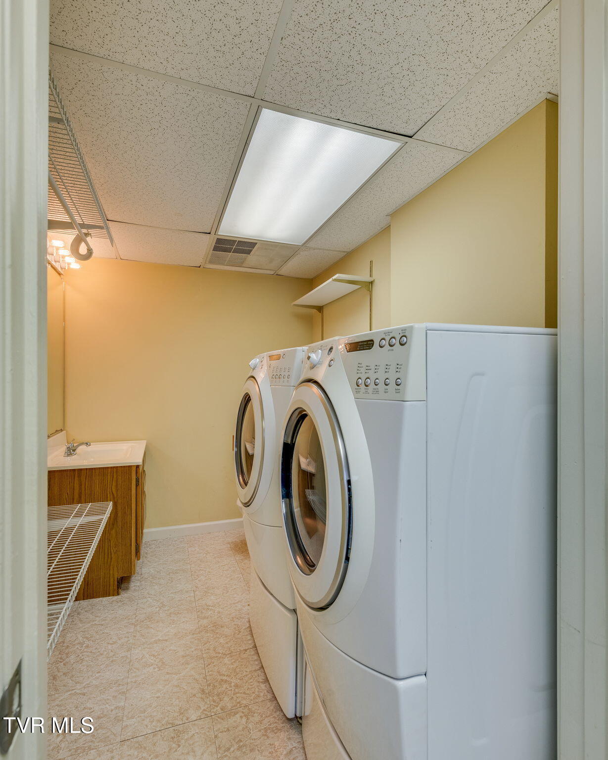 145 Morgan Lane Fall Branch, TN 37656 - Photo 19 of 29 028