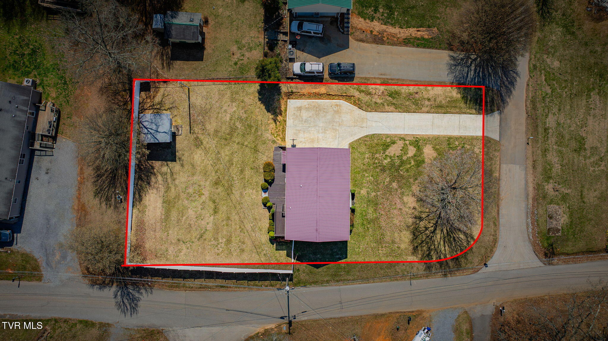 145 Morgan Lane Fall Branch, TN 37656 - Photo 2 of 29 105a