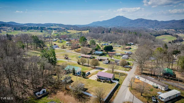 $285,000 | 145 Morgan Lane, Fall Branch, TN 37656