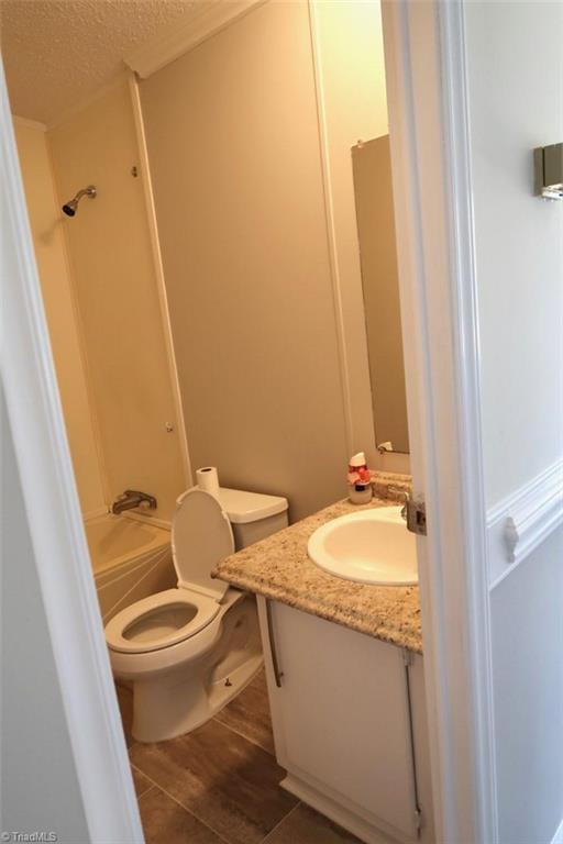 2212 Basil Holt Road Burlington, NC 27217 - Photo 8 of 24 Gallery Image 8