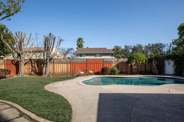 $2,499,000 | 6812 Lazy River Way, San Jose, CA 95120