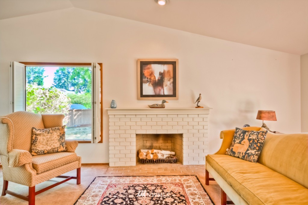 9400 High Street Edmonds, WA 98020 - Photo 14 of 25 Gallery Image 14