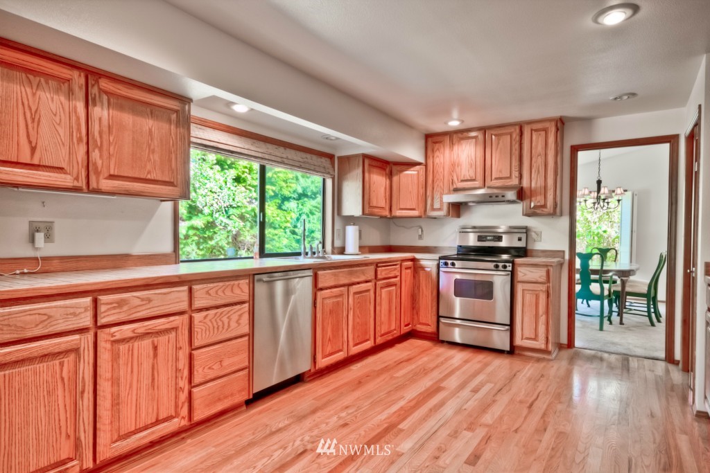 9400 High Street Edmonds, WA 98020 - Photo 16 of 25 Gallery Image 16