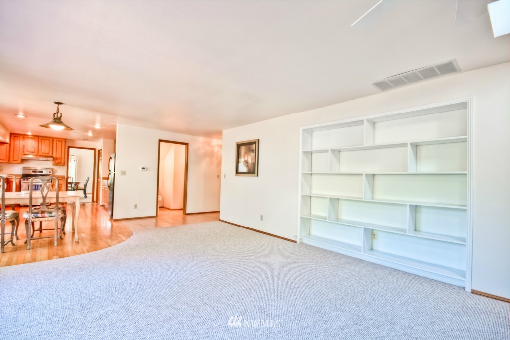 9400 High Street Edmonds, WA 98020 - Photo 19 of 25 Gallery Image 19