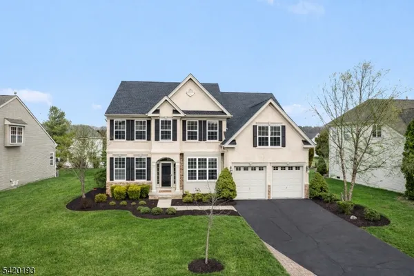 $910,000 | 24 Crestview Drive, Clinton, NJ 08809