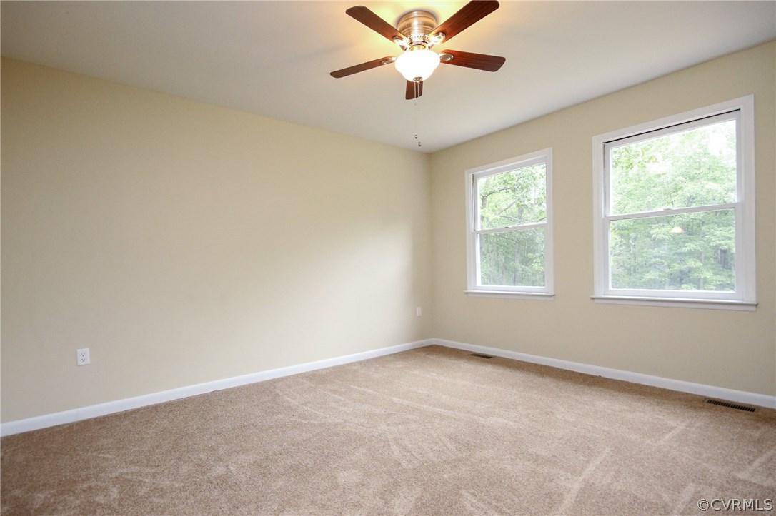 19495 Courtney Road Hanover, VA 23069 - Photo 13 of 24 Living room