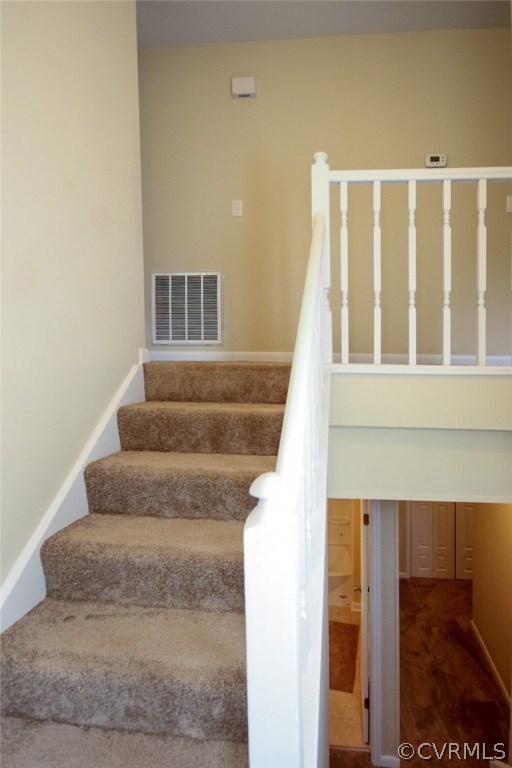 19495 Courtney Road Hanover, VA 23069 - Photo 4 of 24 Foyer