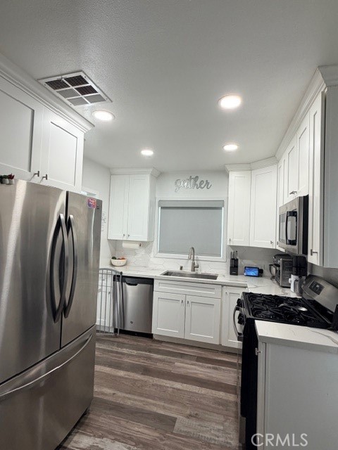 3546 Donald Avenue Riverside, CA 92503 - Photo 14 of 17 Kitchen