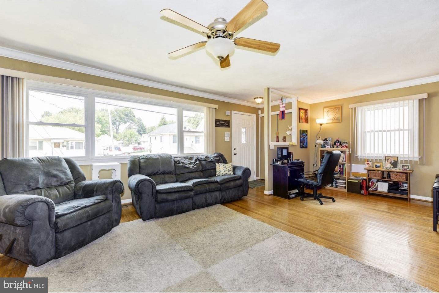440 East Mill Road Maple Shade, NJ 08052 - Photo 3 of 19