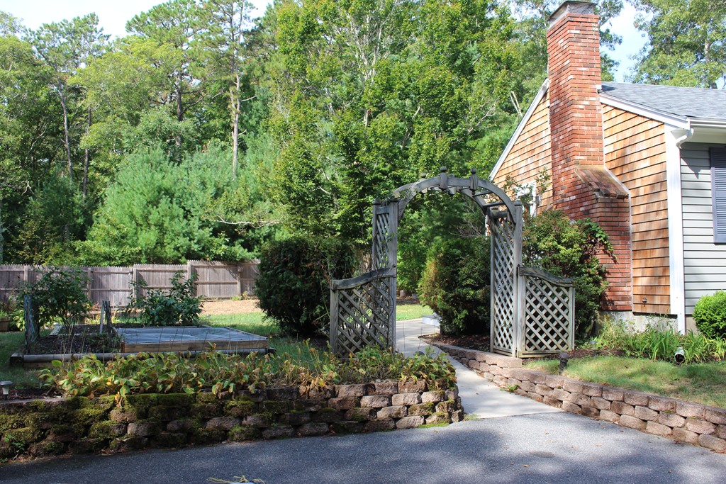 1 Guild Road Sandwich, MA 02644 - Photo 5 of 29 Gallery Image 5