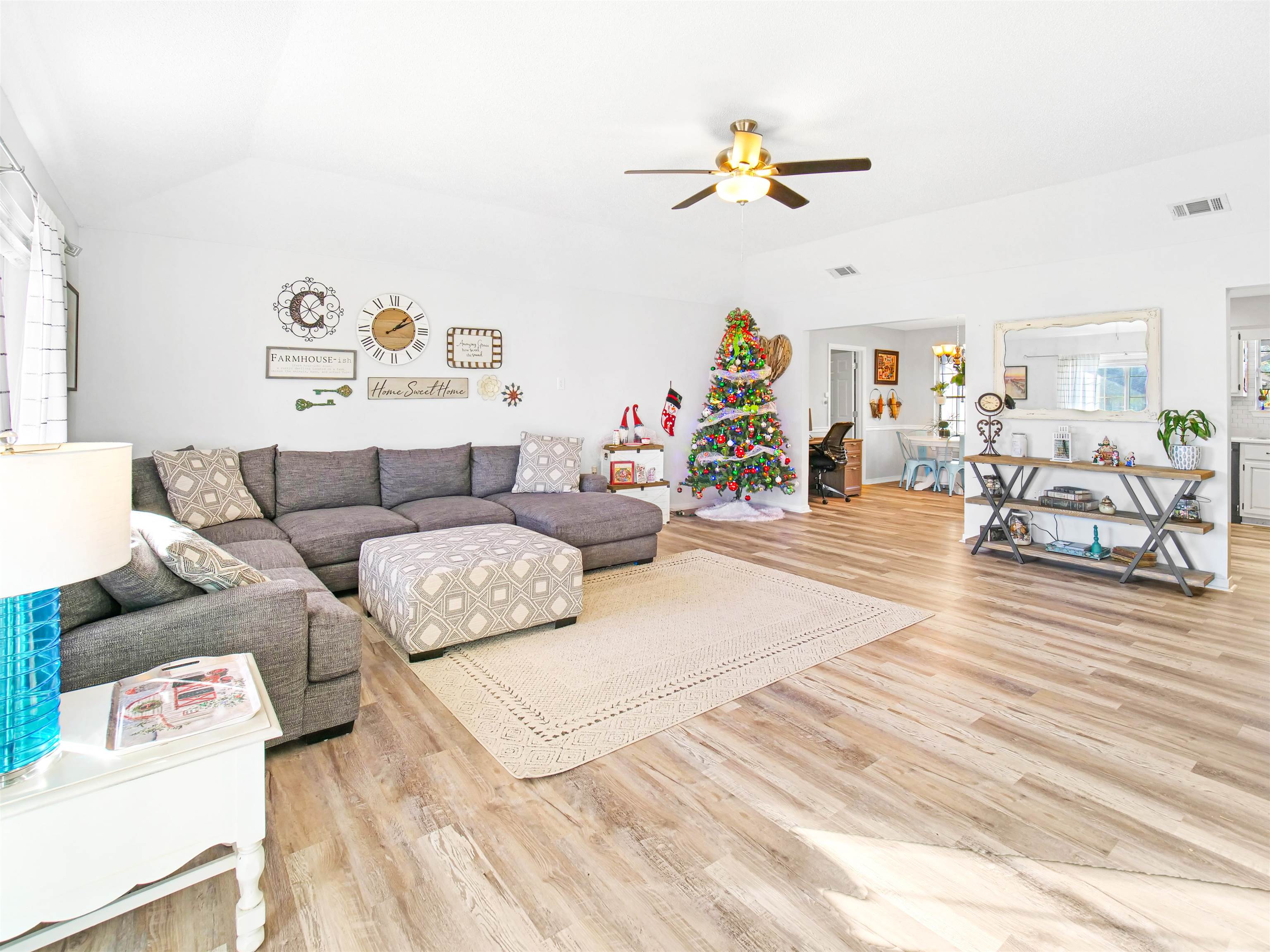 55 Magnolia Circle Foley, AL 36535 - Photo 5 of 36