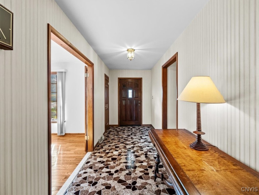 462 Foxwood Terrace Oneida, NY 13421 - Photo 15 of 45