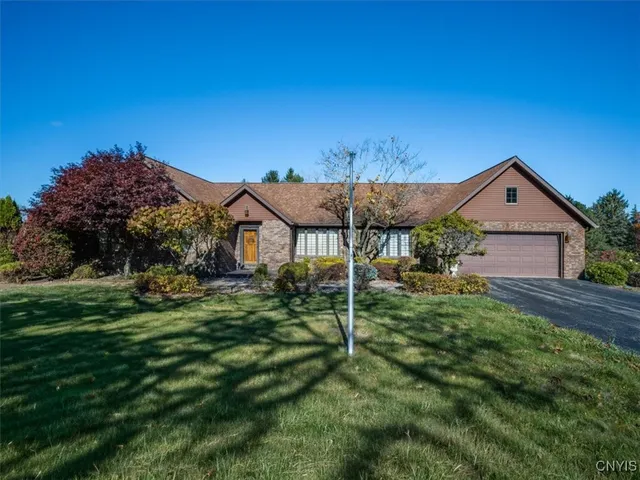 $529,900 | 462 Foxwood Terrace, Oneida, NY 13421