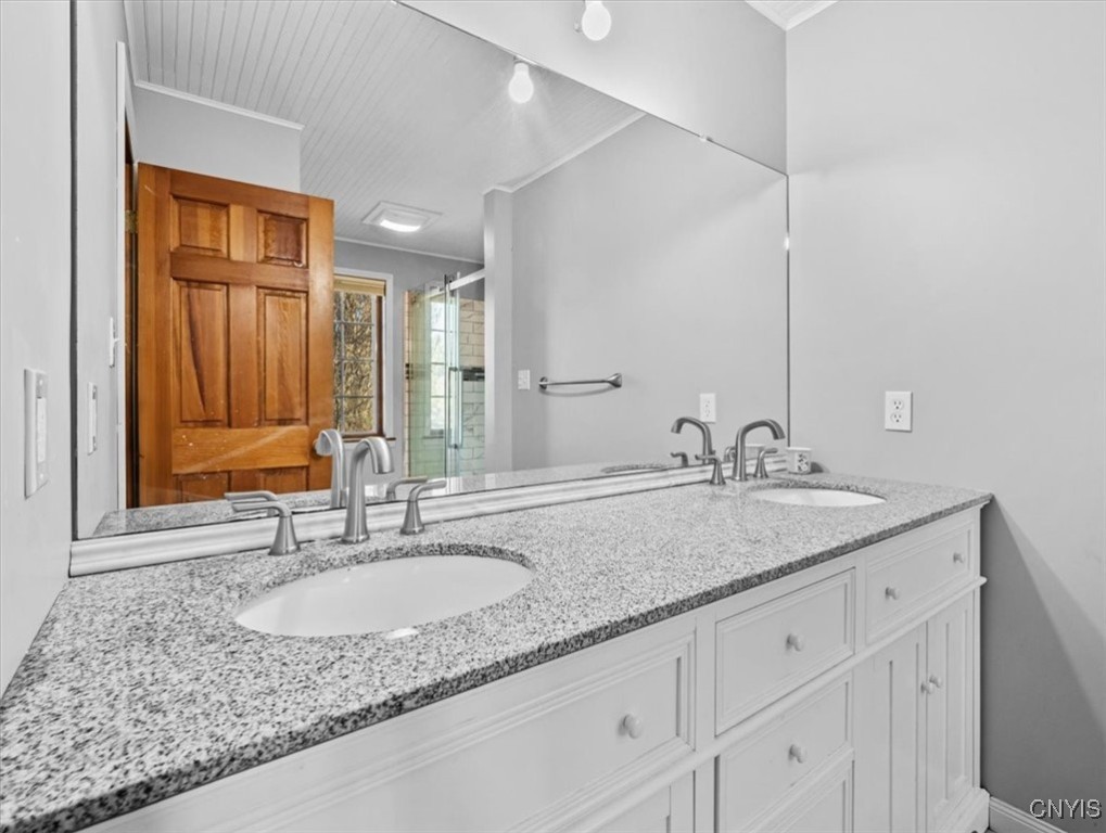 462 Foxwood Terrace Oneida, NY 13421 - Photo 27 of 45