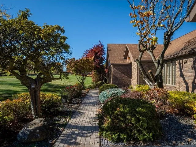 $529,900 | 462 Foxwood Terrace, Oneida, NY 13421