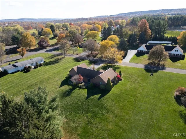 $529,900 | 462 Foxwood Terrace, Oneida, NY 13421