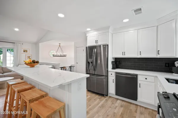 $700,000 | 47 Croman Court, Hazlet, NJ 07730