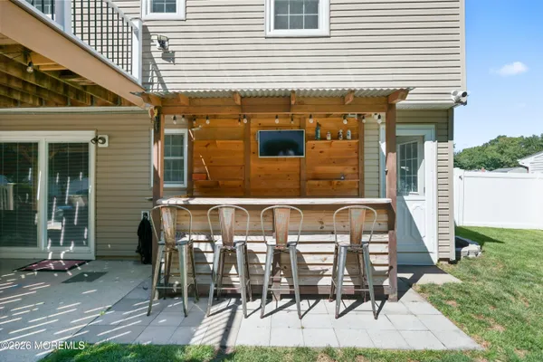 $700,000 | 47 Croman Court, Hazlet, NJ 07730