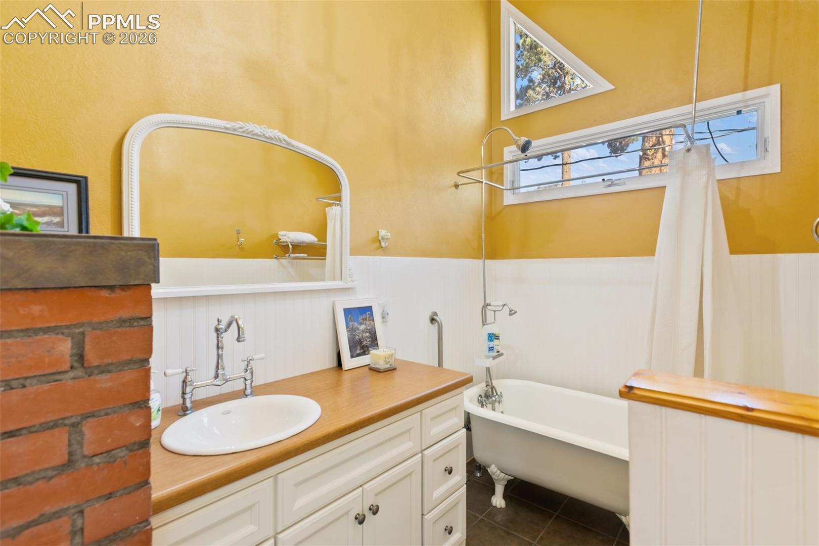 5870 Paona Road Cascade, CO 80809 - Photo 20 of 46 Beautiful bath with vintage claw tub