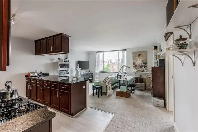 $199,999 | 700 East 8th Street, Unit 9B, Kansas City, MO 64106