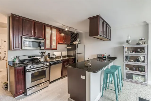 $199,999 | 700 East 8th Street, Unit 9B, Kansas City, MO 64106