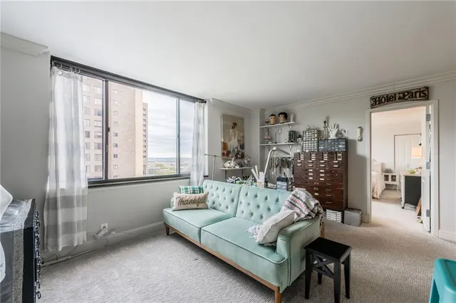 $199,999 | 700 East 8th Street, Unit 9B, Kansas City, MO 64106