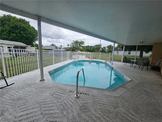$1,100 | 4030 Coronado Parkway, Unit 204, Cape Coral, FL 33904