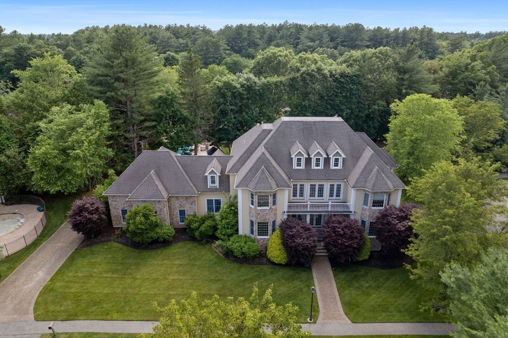 6 Ashley Court Lynnfield, MA 01940 - Photo 40 of 41 an aerial view of a house