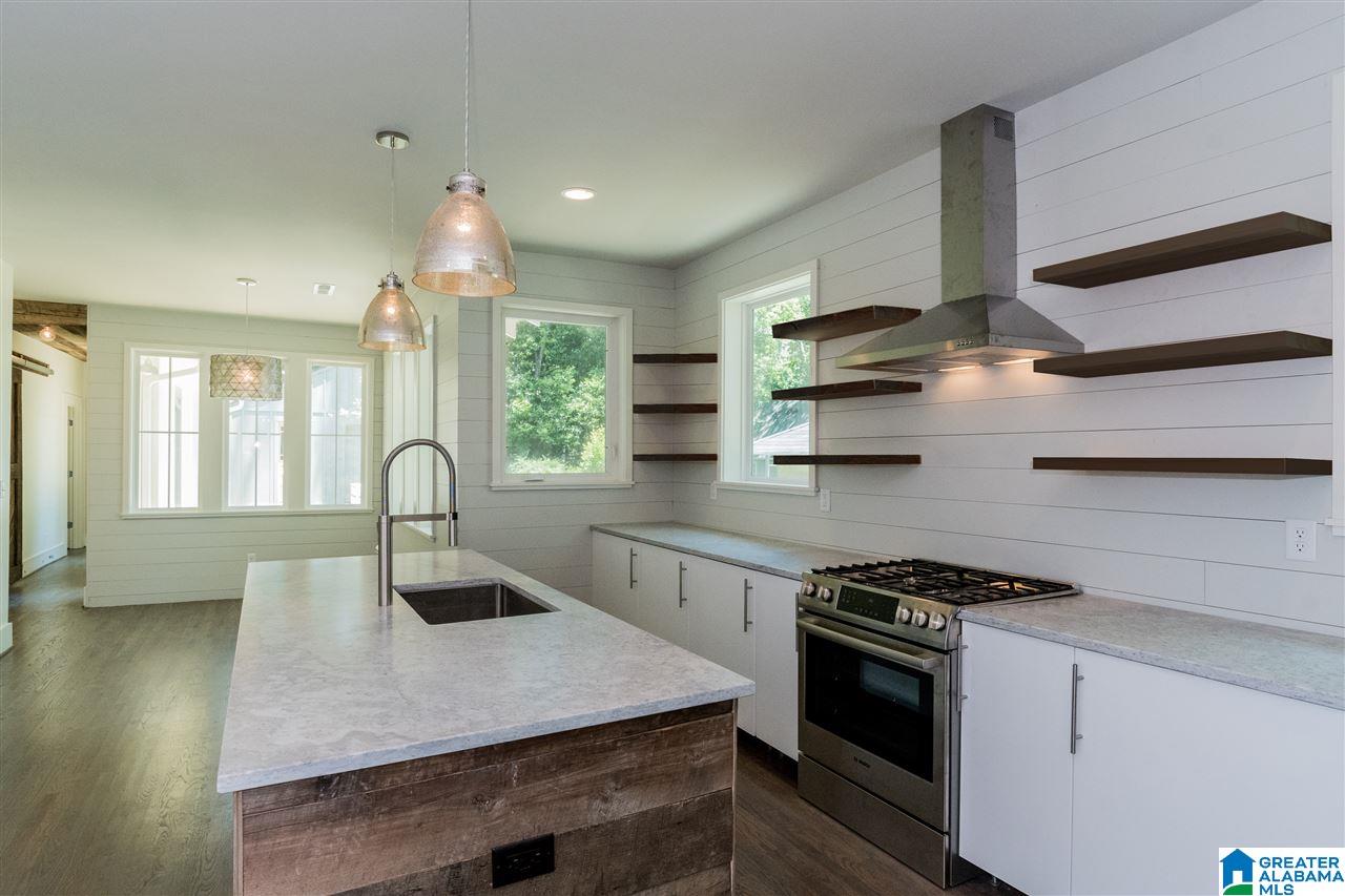 906 Stuart Street Birmingham, AL 35209 - Photo 12 of 39