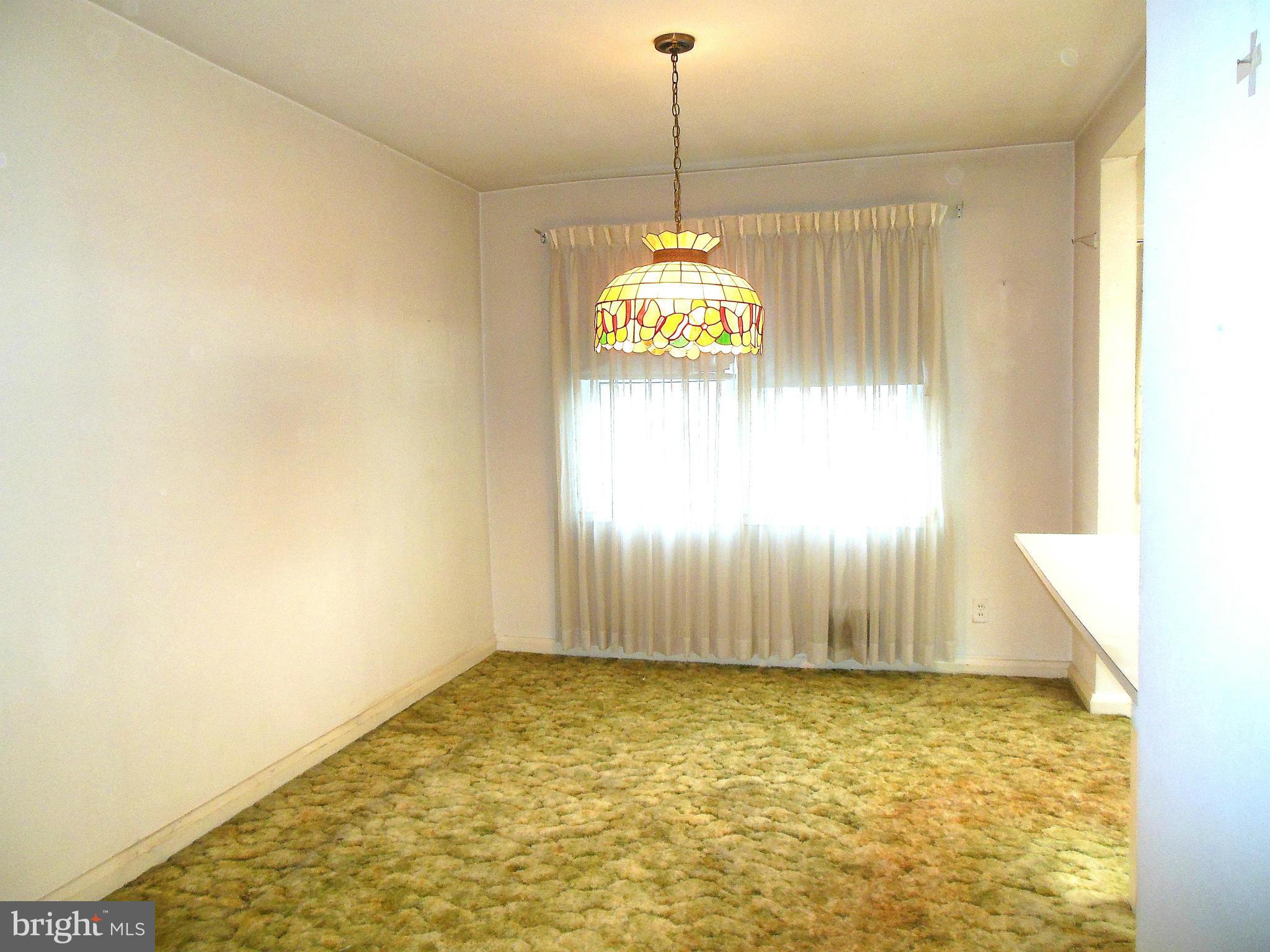 8332 Dalesford Road Baltimore, MD 21234 - Photo 4 of 19 Dining Room